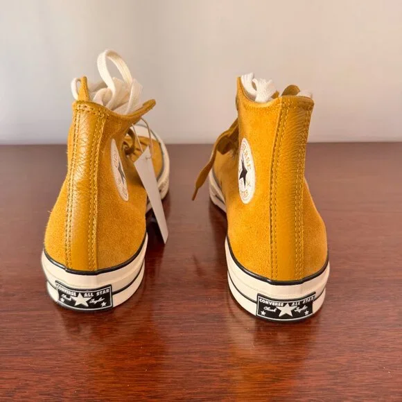 Converse Mustard Suede High Tops Size 9 New In Box - Picture 5 of 8